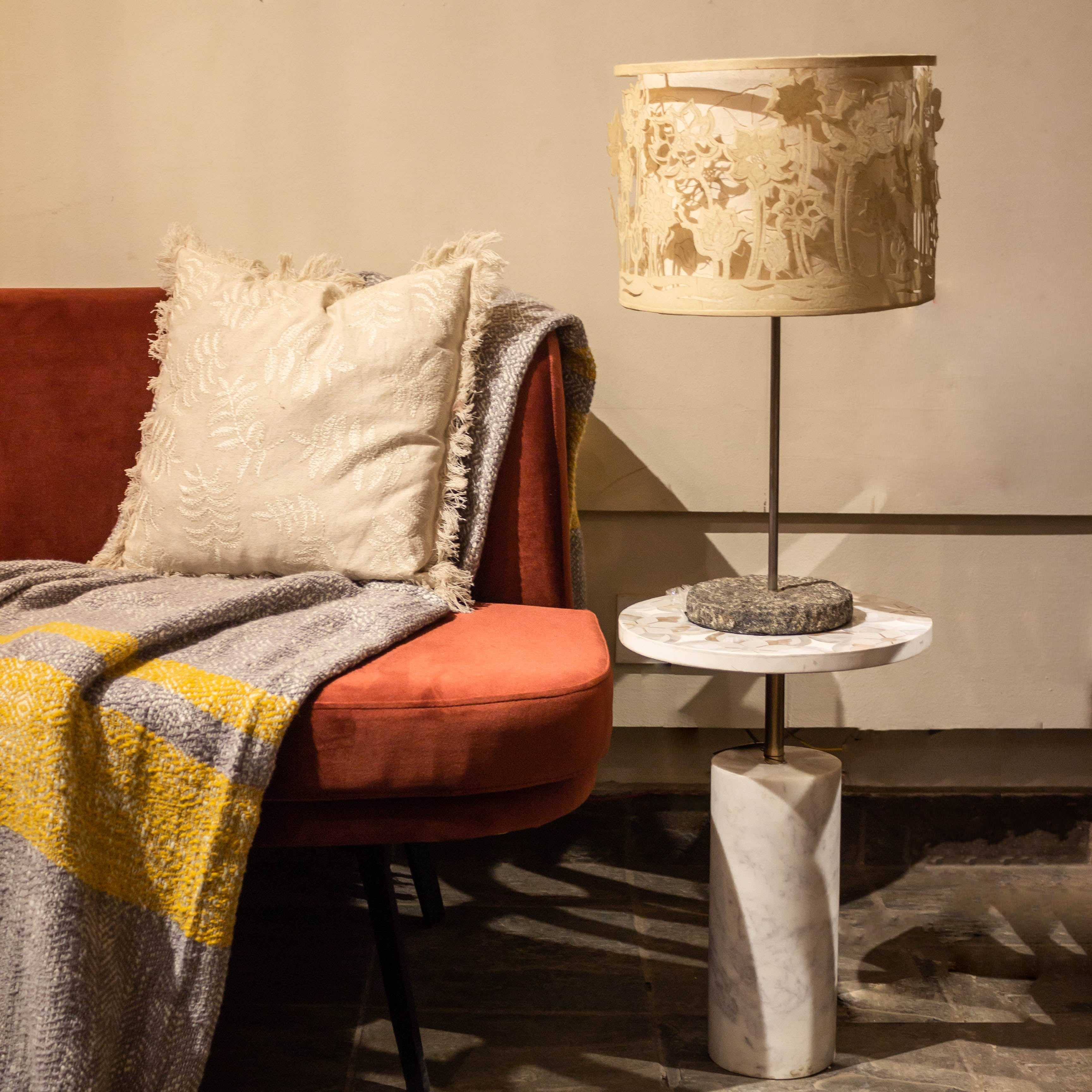 Lotus Shadow Play Table Lamp