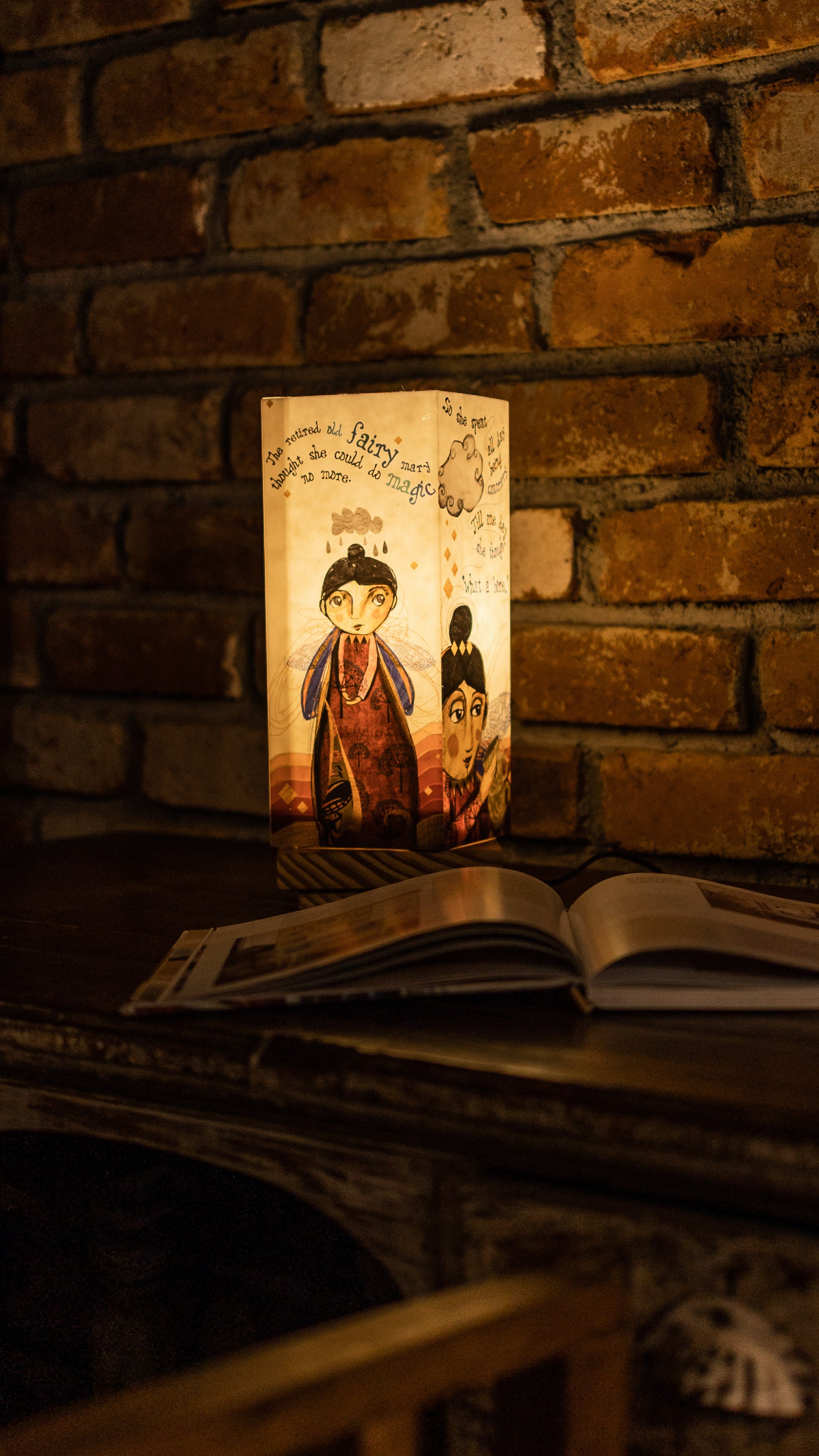 Fairy Mary Table Lamp