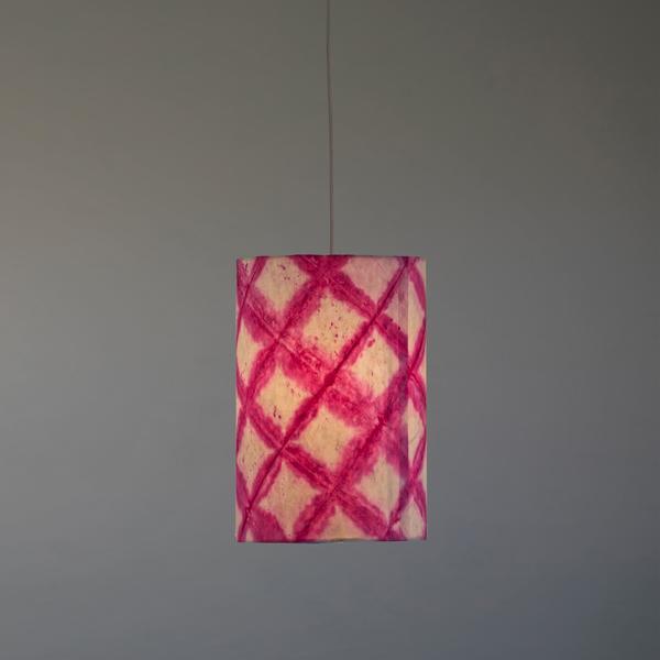 Tower Shibori Pendant Lamp (Magenta Diamond)