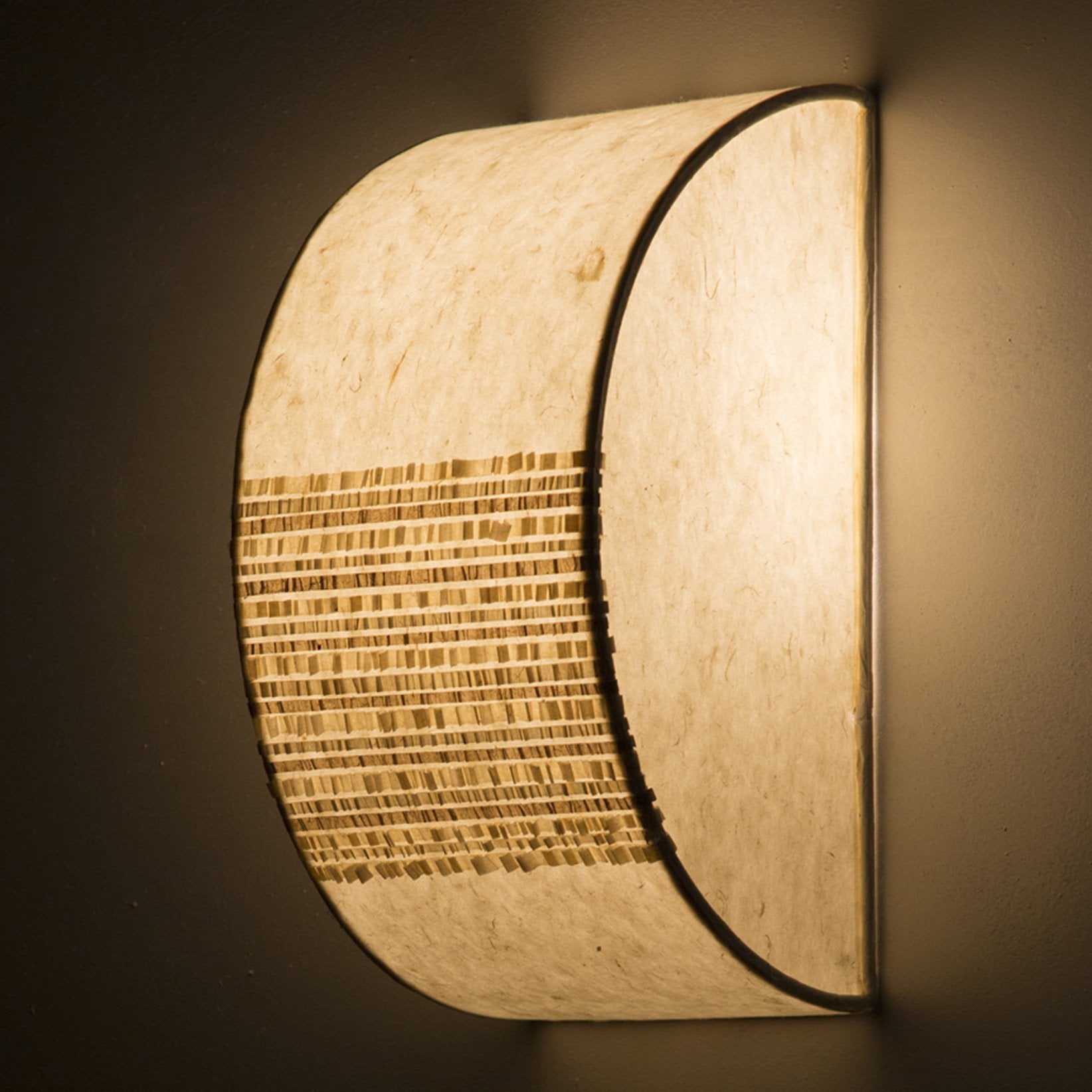 Cyprus Horizontal Stripes Wall Lamp