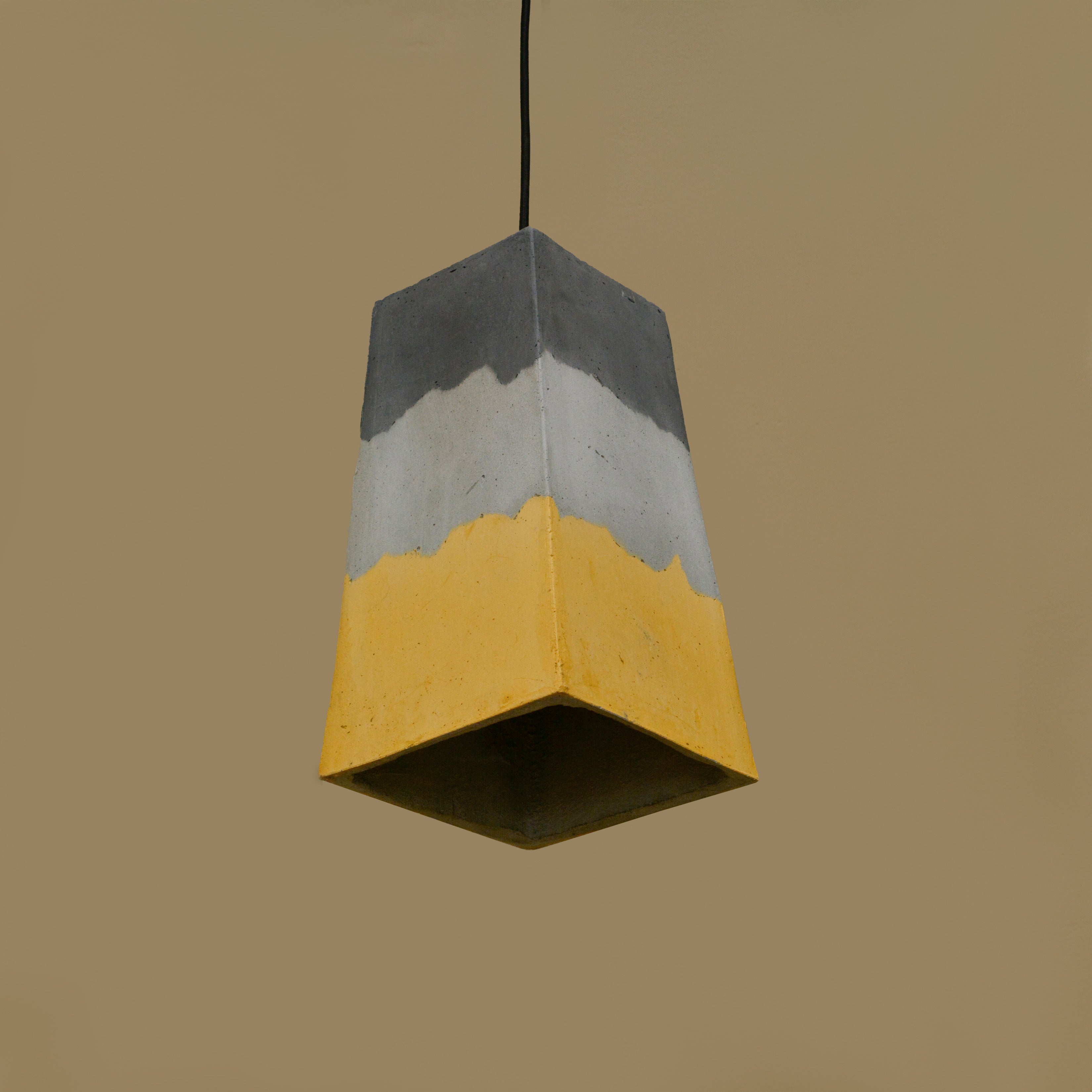 Trapeze Pendant Lamp (Mustard Gradation)