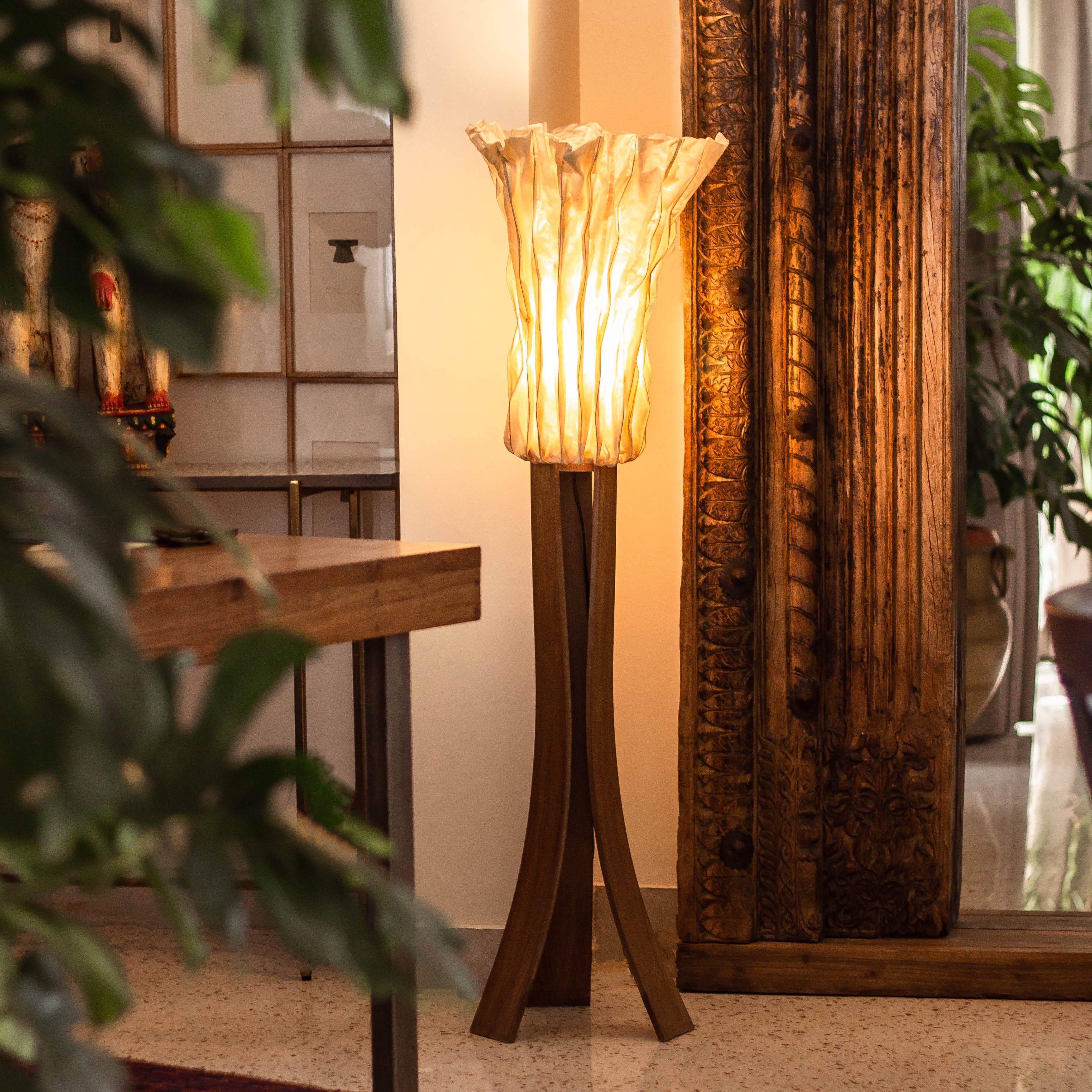 Palmera Floor Lamp