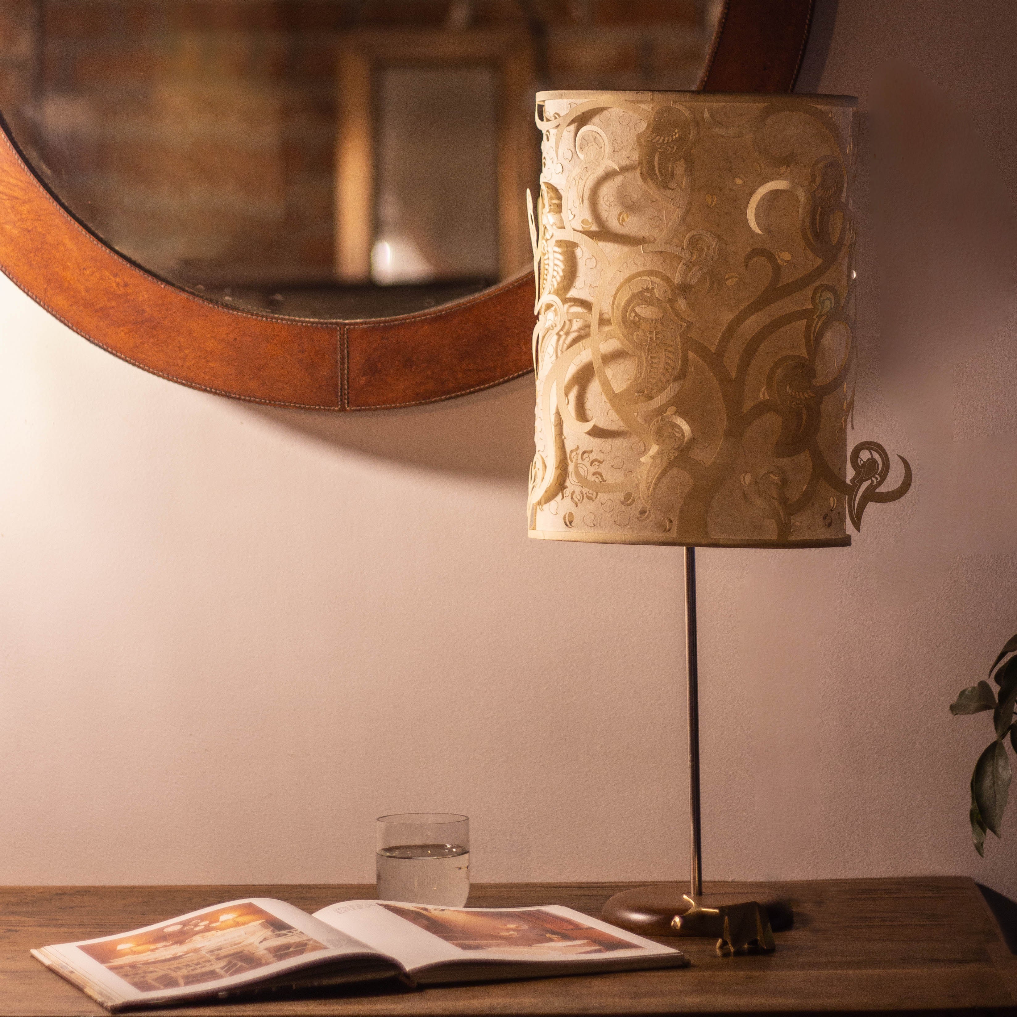 Parrots Shadow Play Table Lamp