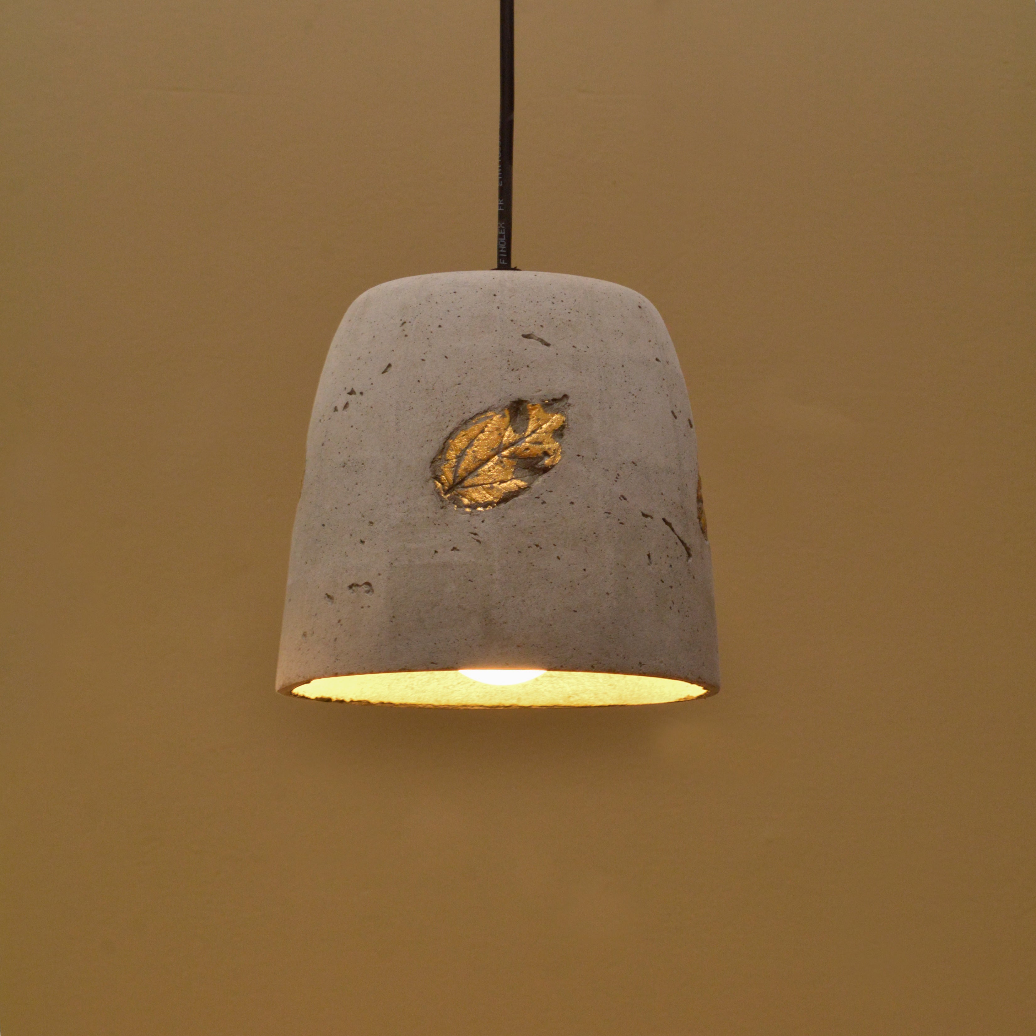 Antiquity Cast Pendant Lamp