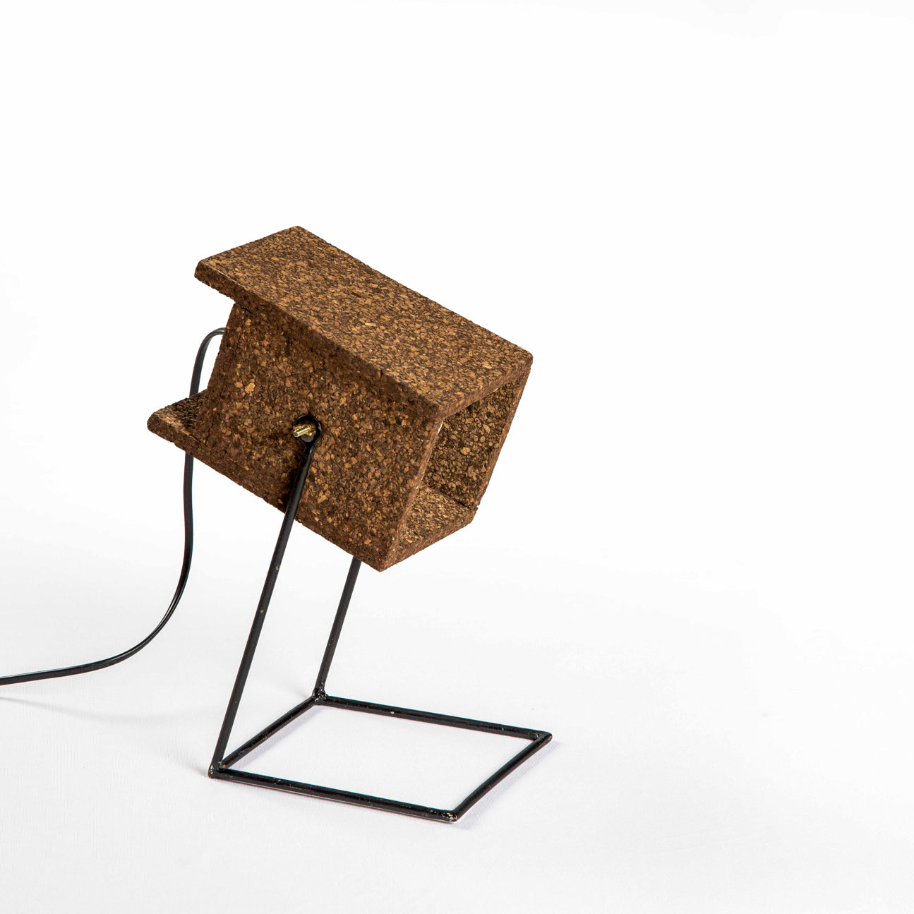 Cork Sleek Table Lamp Dark