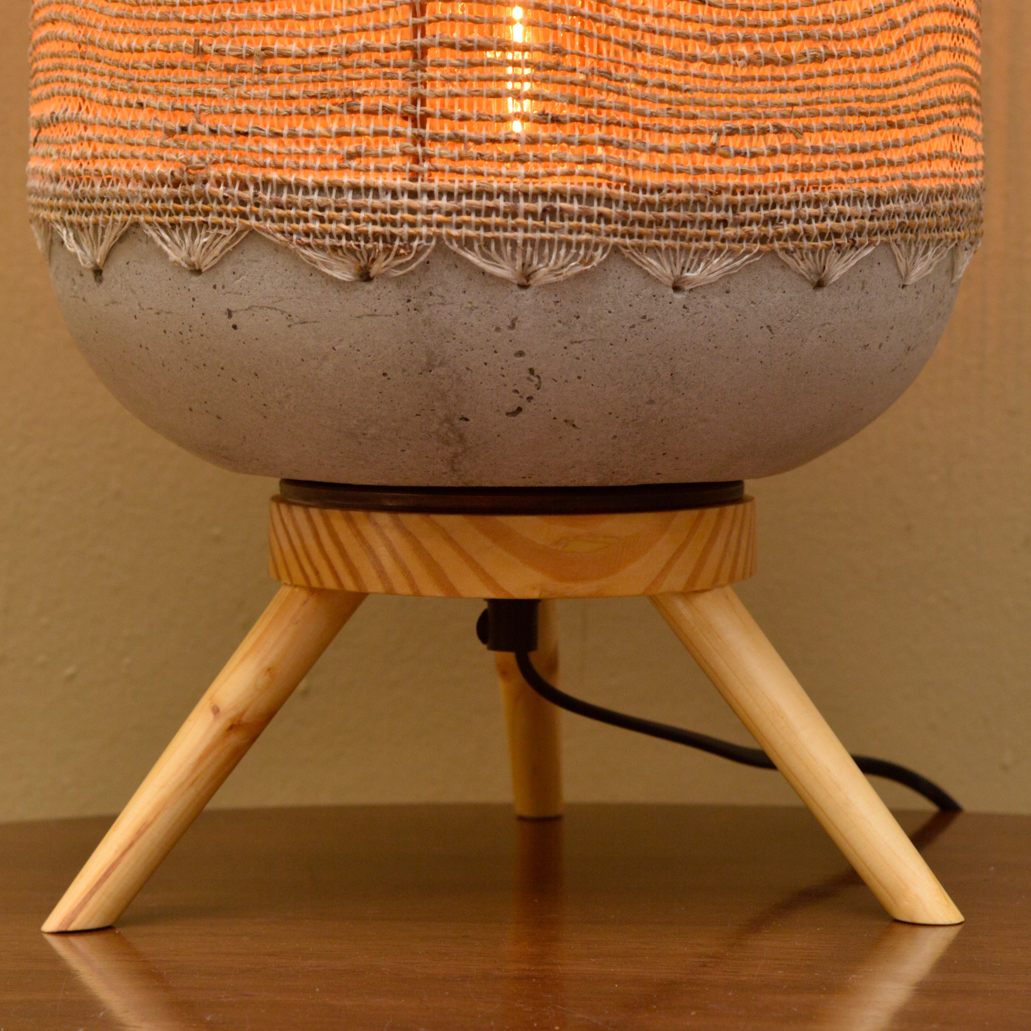 Gloria Table Lamp