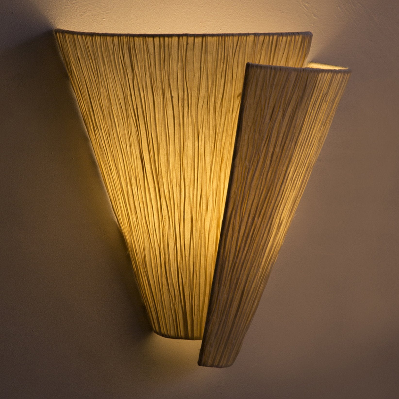 Pinnacle Wall Lamp