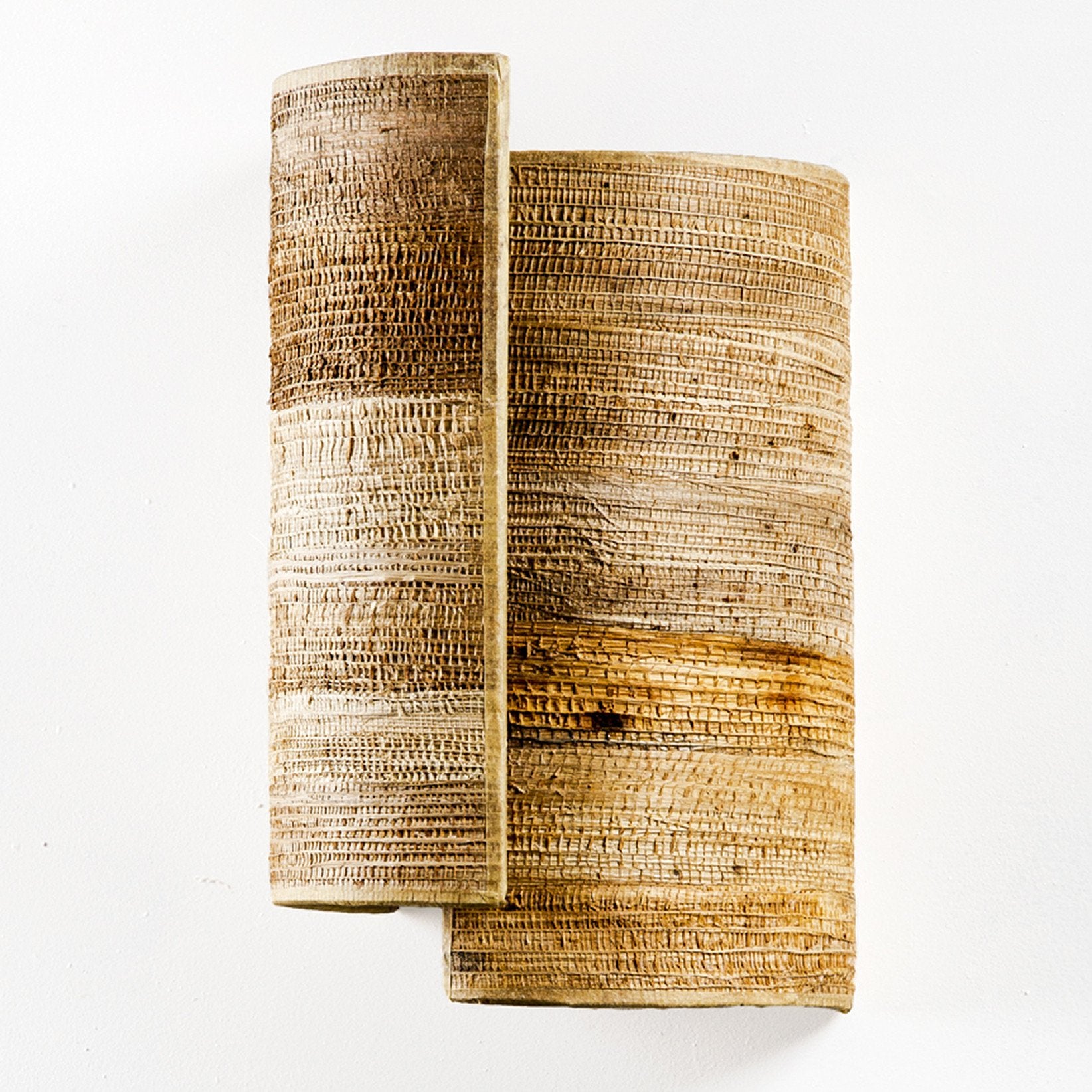 Skyline Bark Wall Lamp