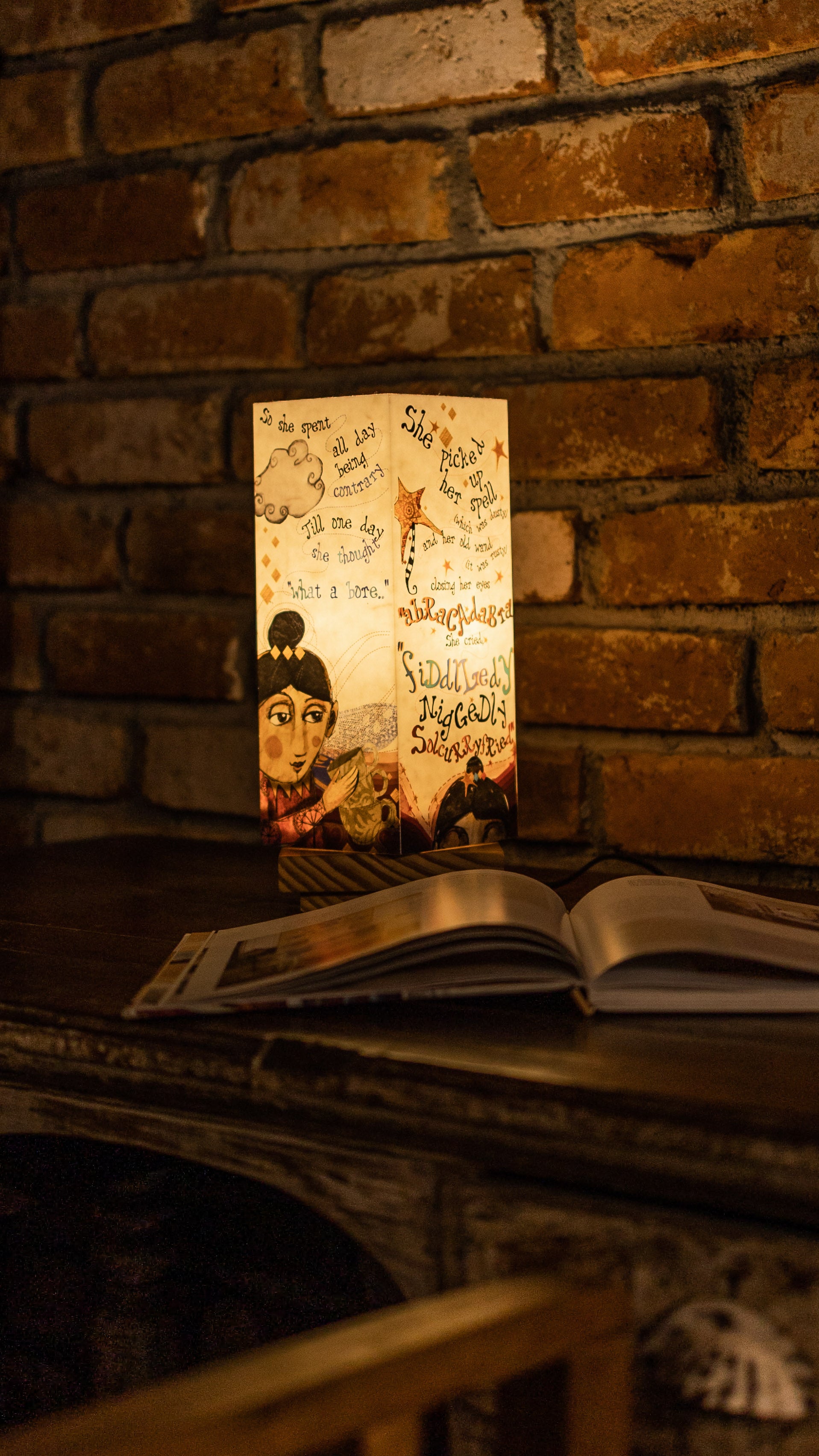 Fairy Mary Table Lamp