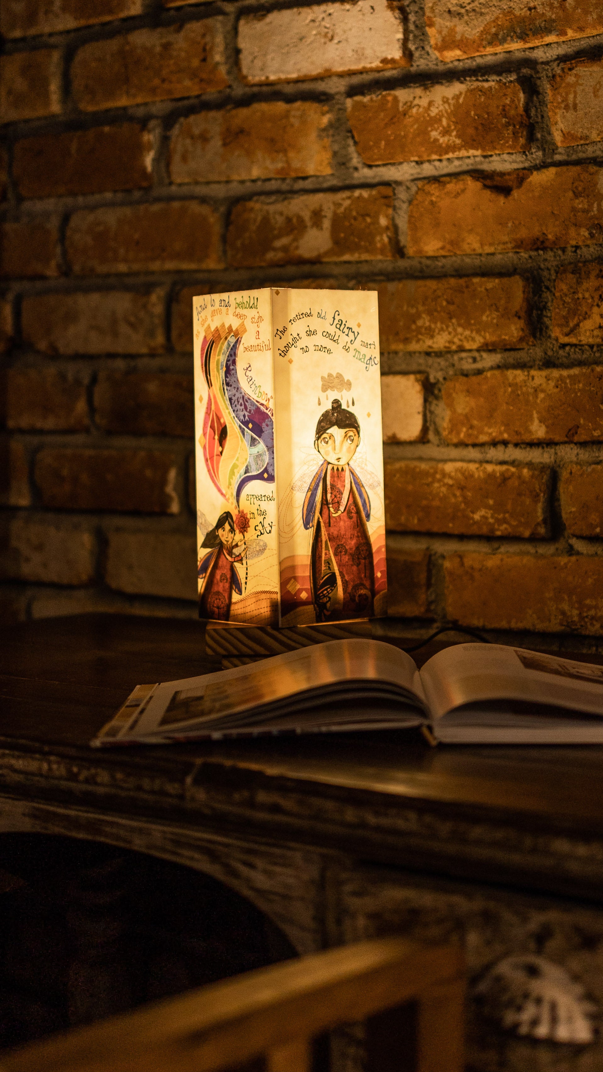 Fairy Mary Table Lamp