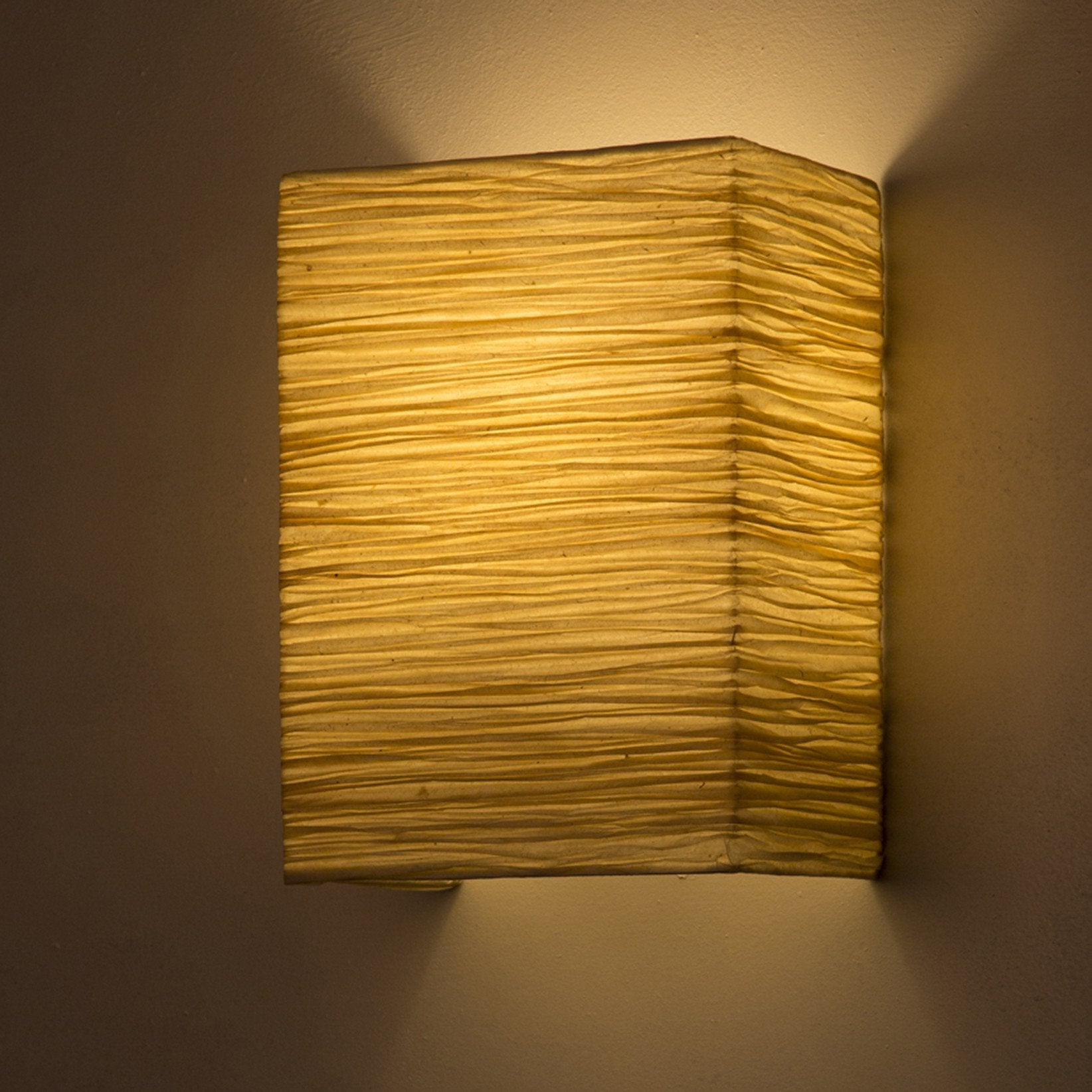 Brick Wall Lamp