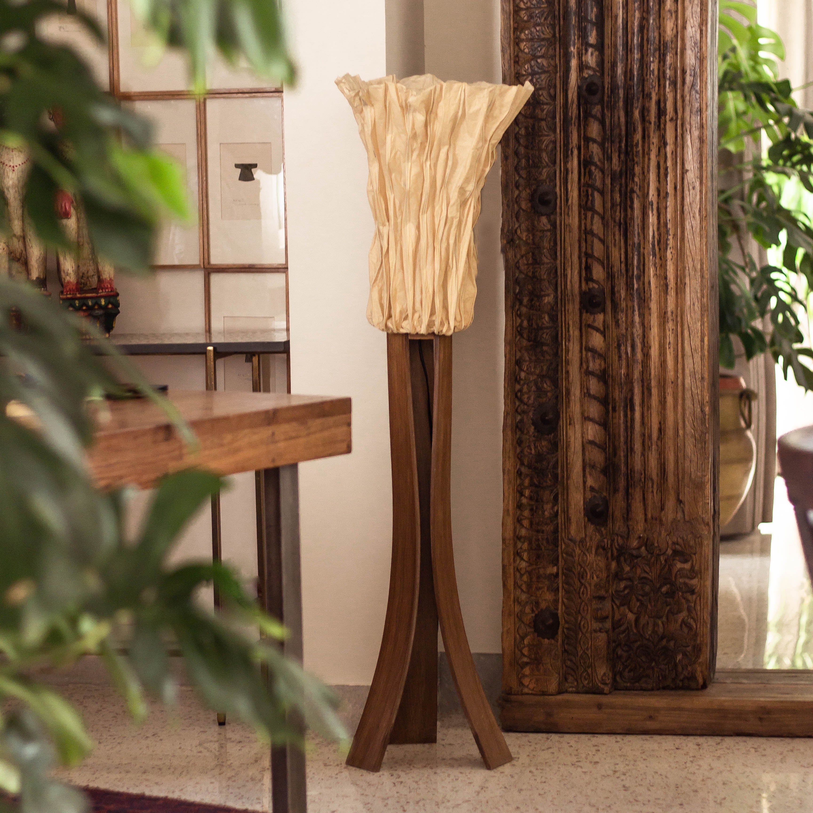 Palmera Floor Lamp