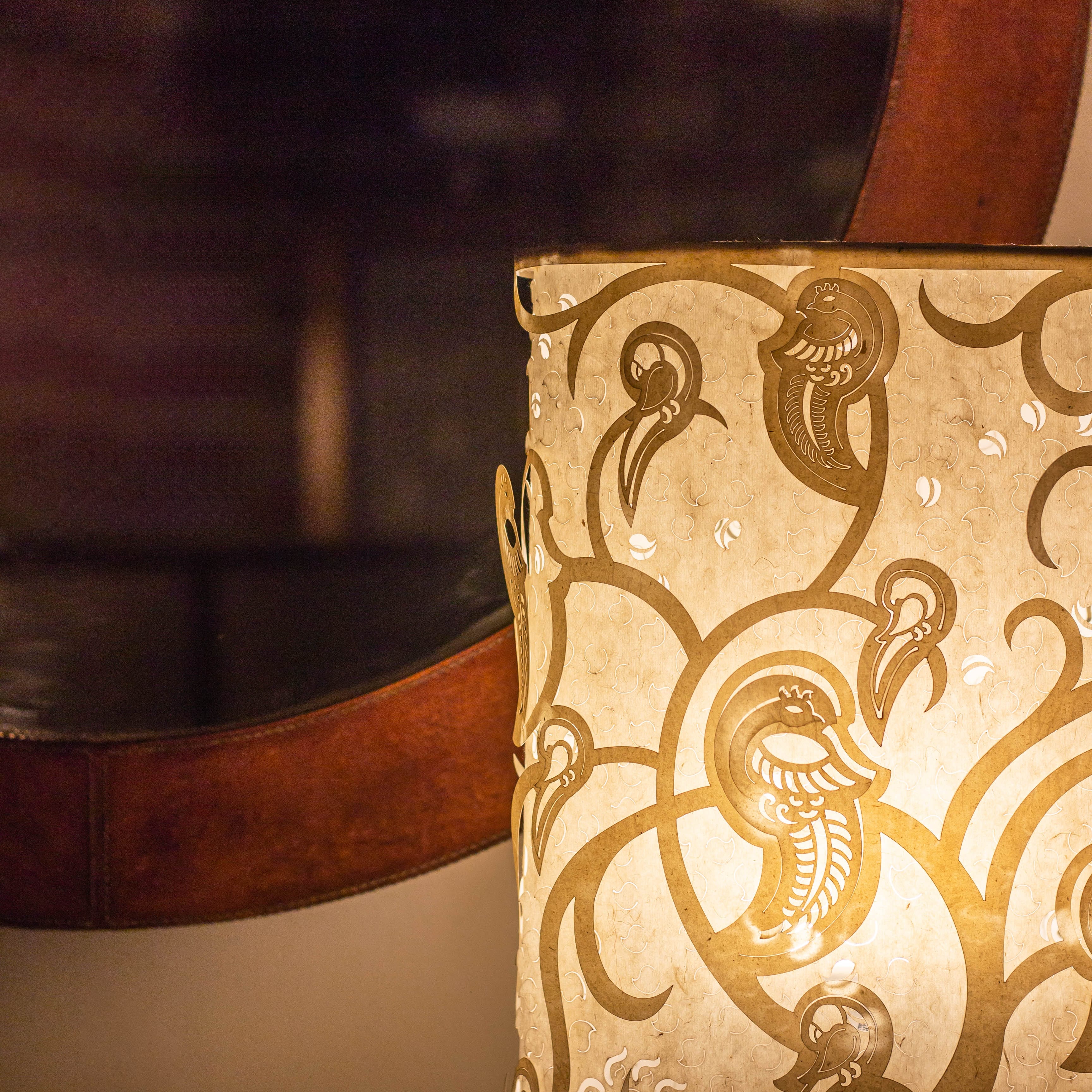 Parrots Shadow Play Table Lamp