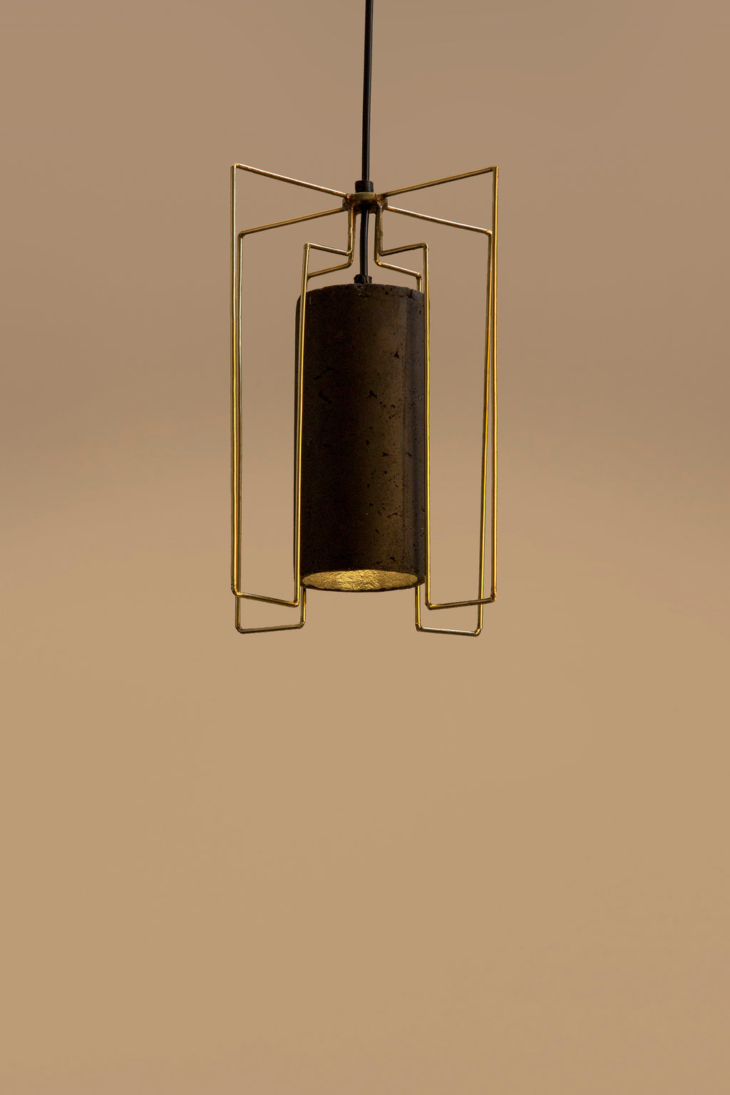 Ebony Pendant Lamp