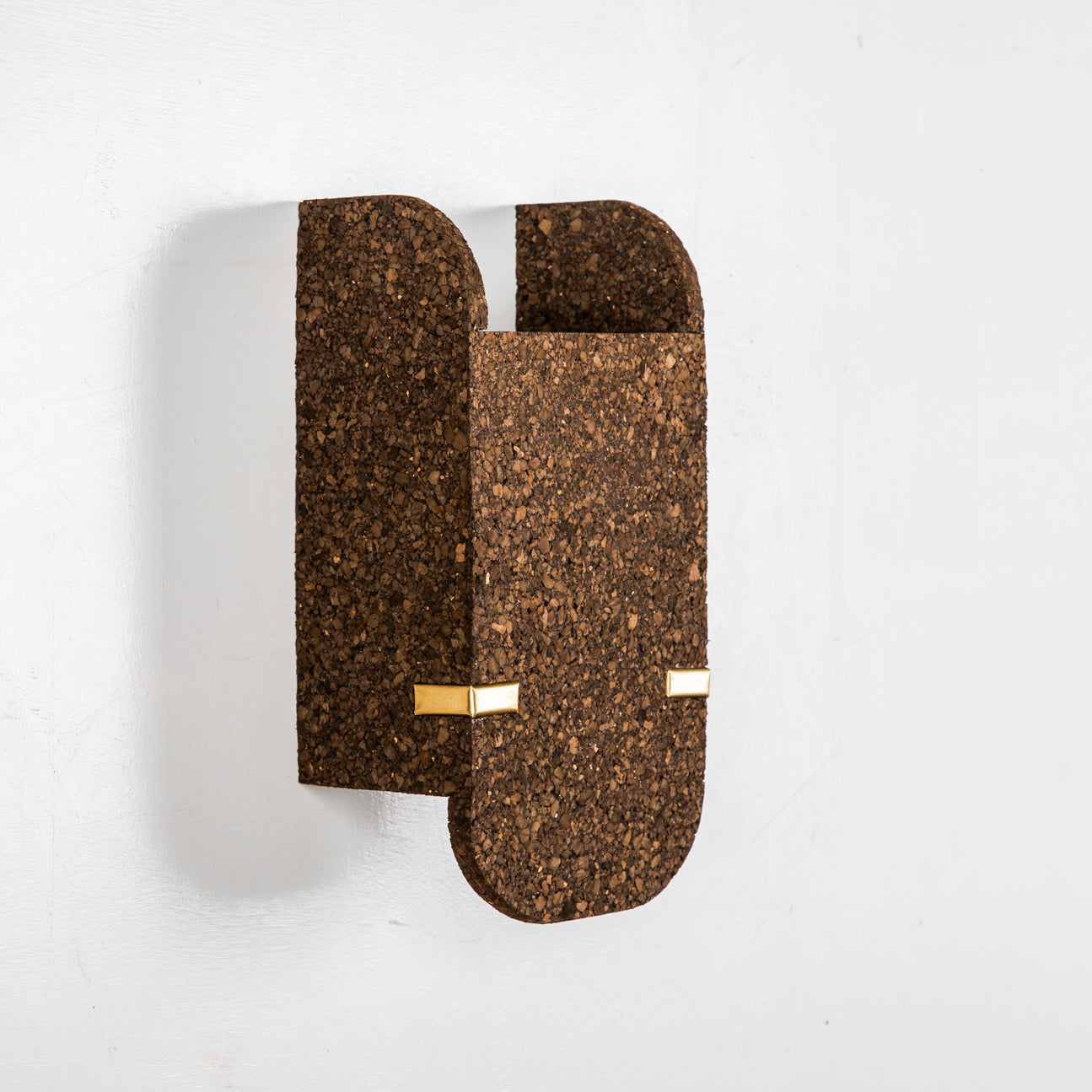 Jude Wall Lamp (Dark Cork)